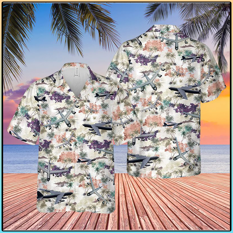 Air Force Boeing B 52 Stratofortress Hawaiian And Short