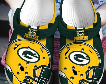 20 Green Bay Packers Crocs Crocband Clog 1