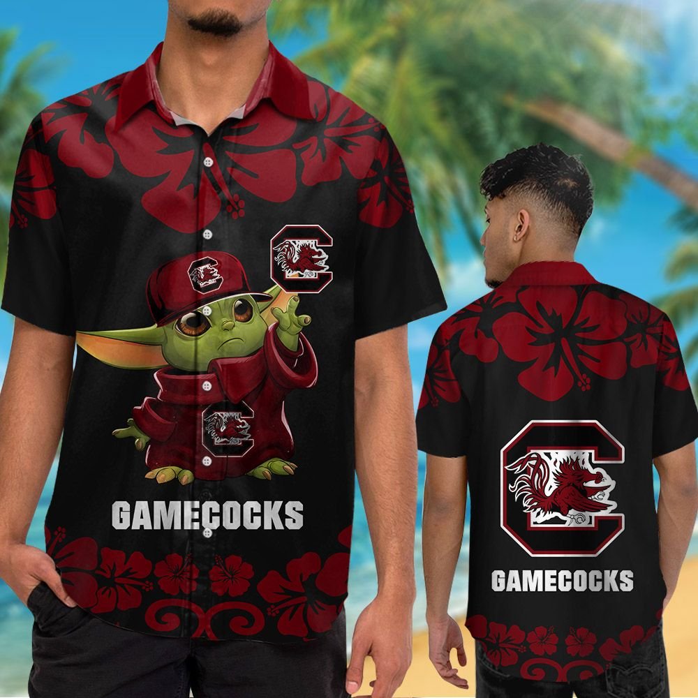 32 South Carolina Gamecocks And Baby Yoda Hawaiian Shirt Short 1