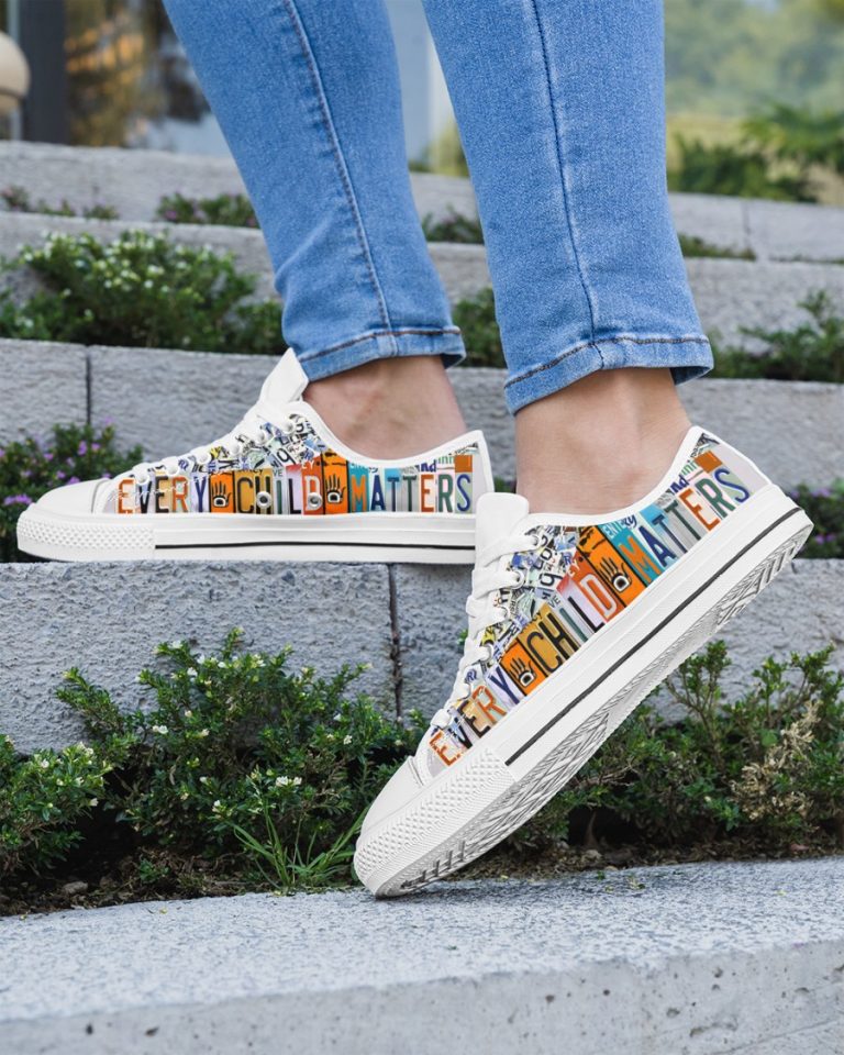 Every Child Matters Native American low top shoes 3