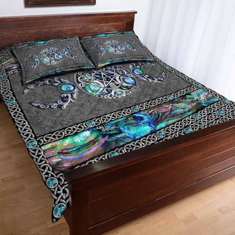 Mystery Spirit Triple Moon Witch quilt bedding set 3 Mystery Spirit Triple Moon Witch quilt bedding set 3