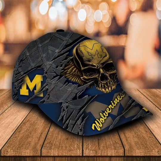 NCAA1 Michigan Wolverines Skull Custom name cap1