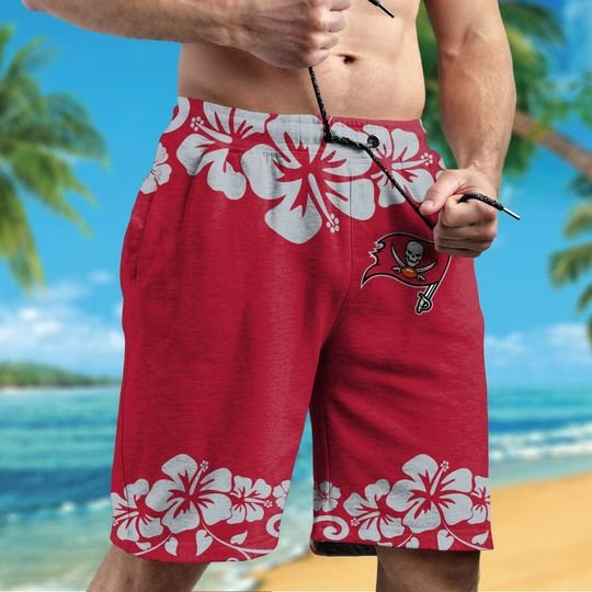 Tampa bay Buccaneers Mickey Mouse Hawaiian Shirt Short2