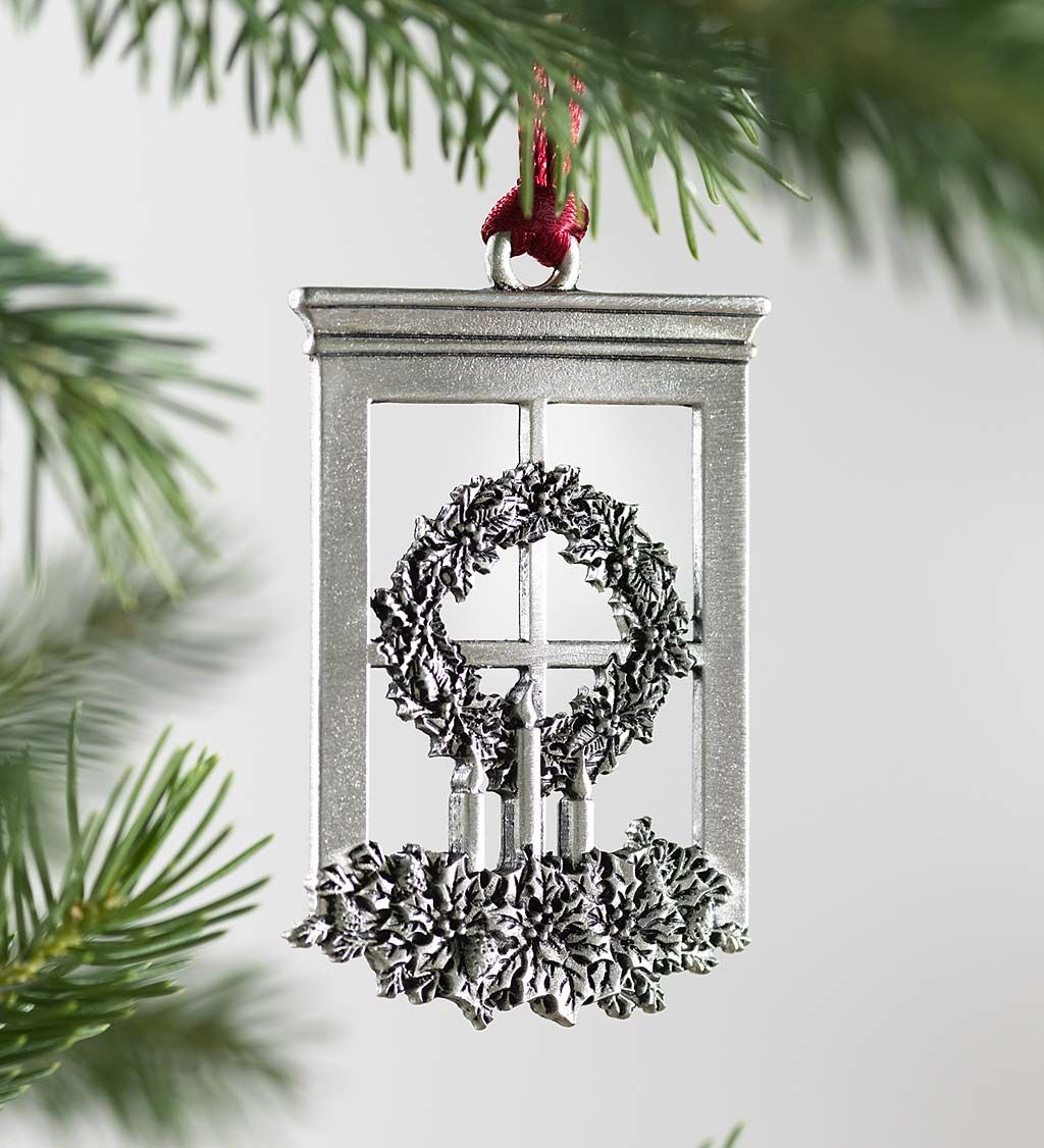 Window laurel wreath Christmas hanging ornament 2 Window laurel wreath Christmas hanging ornament