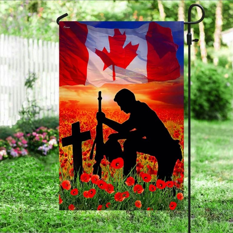 Canada Veteran Flower Flag Lest We Forget1