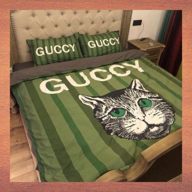 Guccy cat green bedding set 2