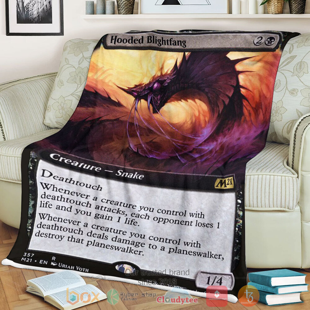Game MTG Hooded Blightfang Fleece Blanket