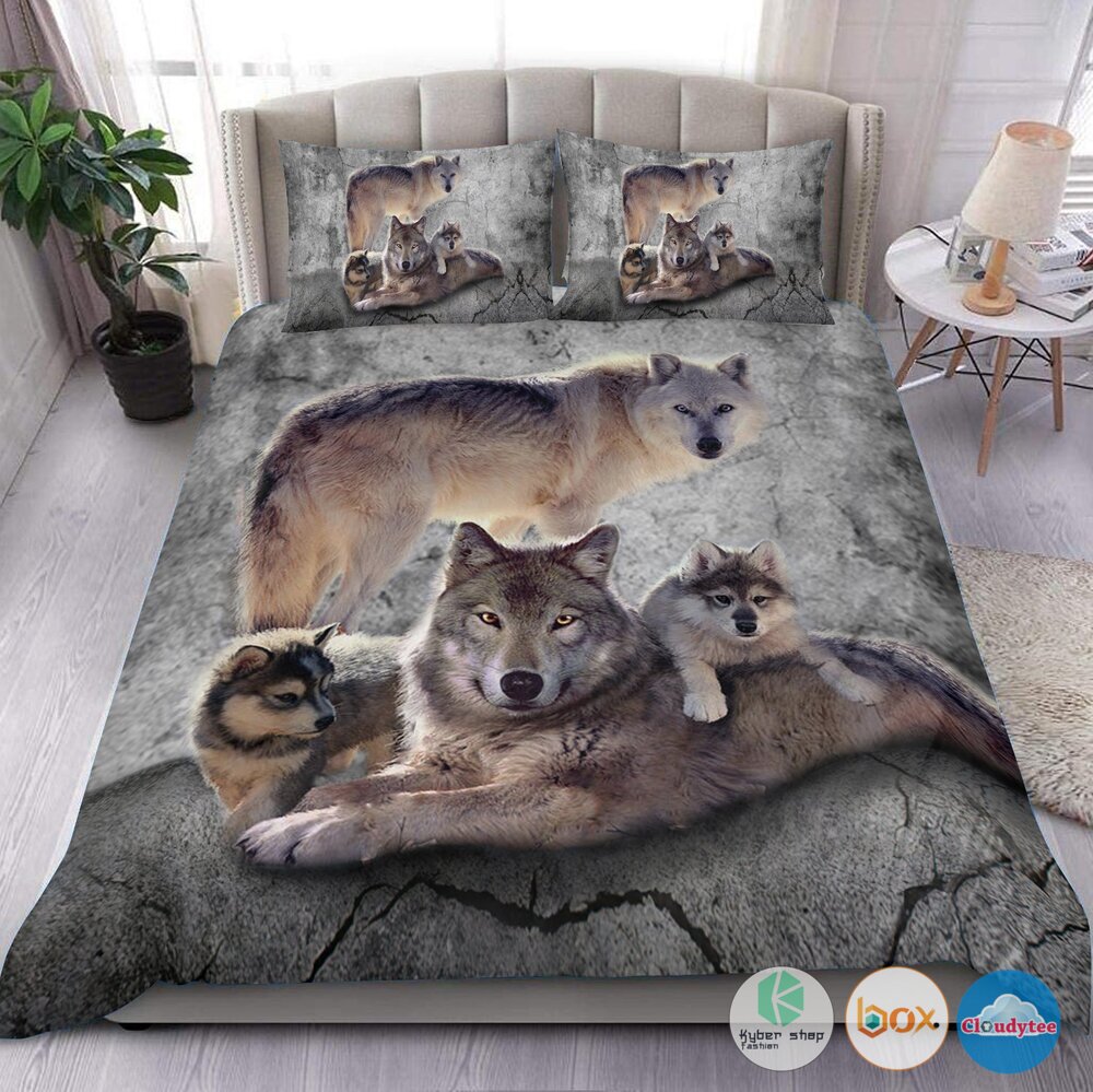 Wolf Family Bedding Set