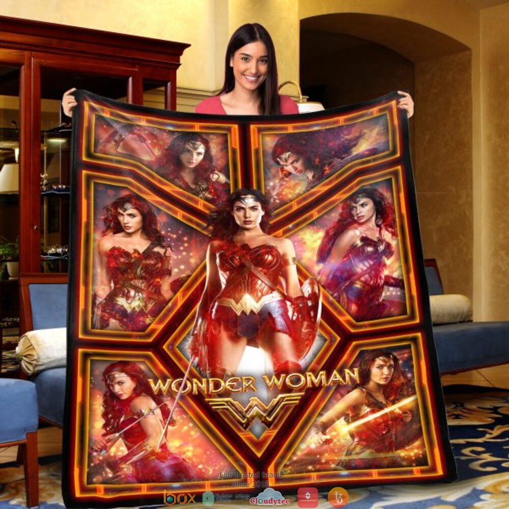 Wonder Woman soft blanket 2 Wonder Woman Blanket 1