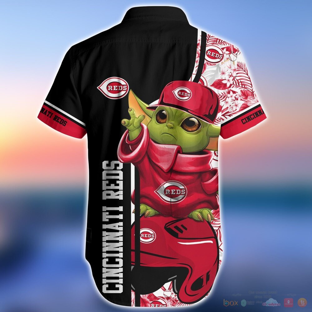 Cincinnati Reds MLB Baby Yoda Hawaiian Shirt and Shorts 1 2 3