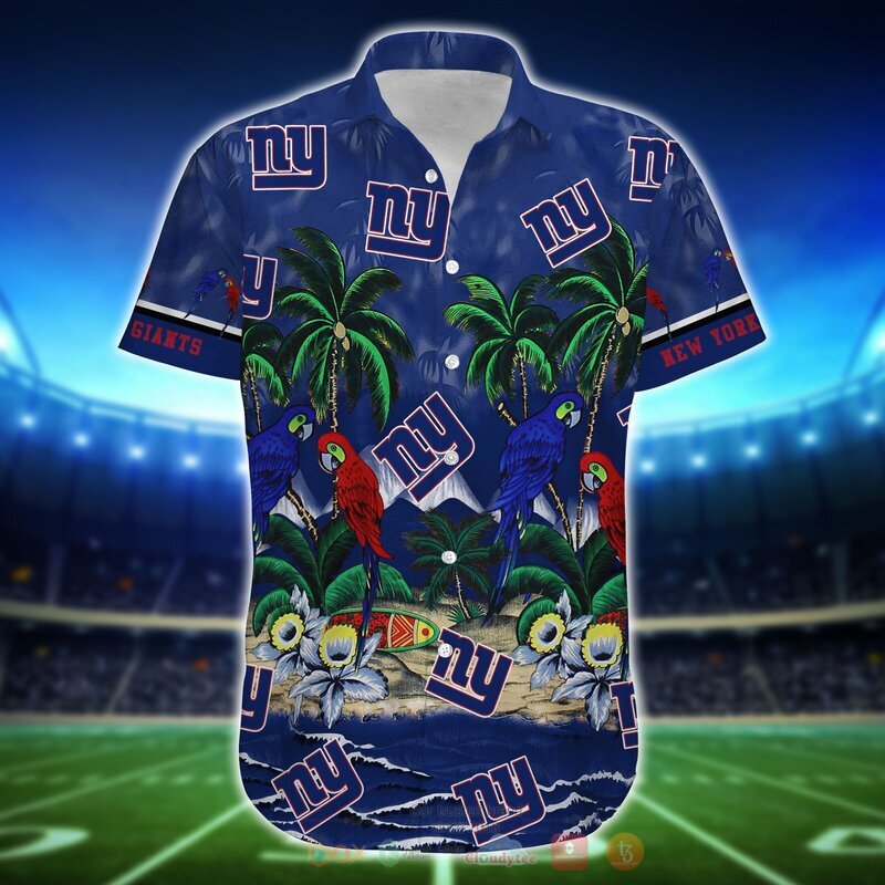 NFL New York Giants Parrot Hawaiian Shirt, Short 4 NFL New York Giants Parrot Hawaiian Shirt Short 1 2 3