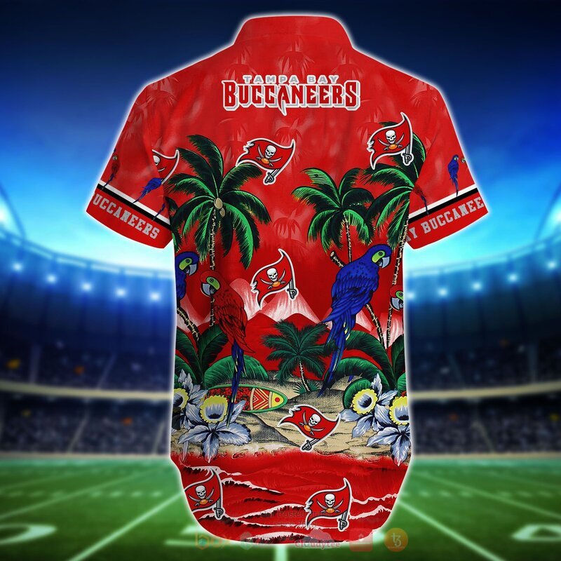 NFL Tampa Bay Buccaneers Parrot Hawaiian Shirt, Short 3 NFL Tampa Bay Buccaneers Parrot Hawaiian Shirt Short 1 2