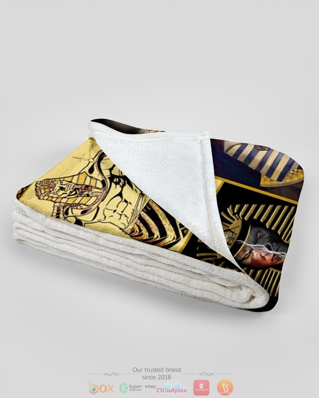 Pharaon Alpha Male Blanket 5 Pharaon Alpha Male Blanket 1 2 3