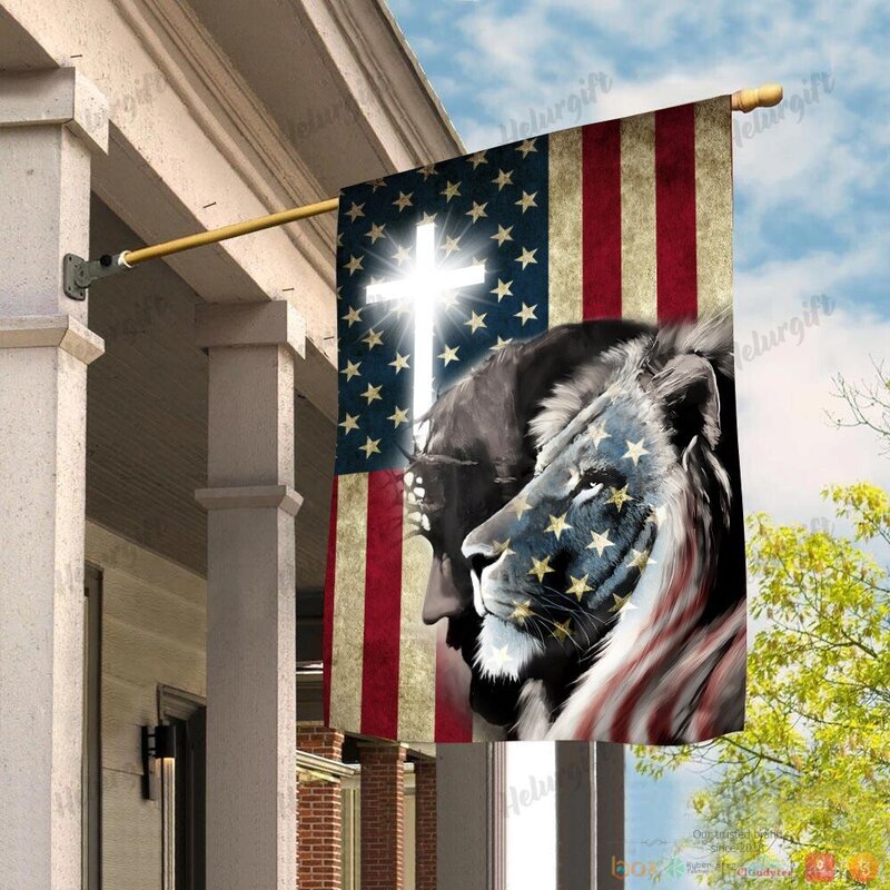 God Lion American Flag