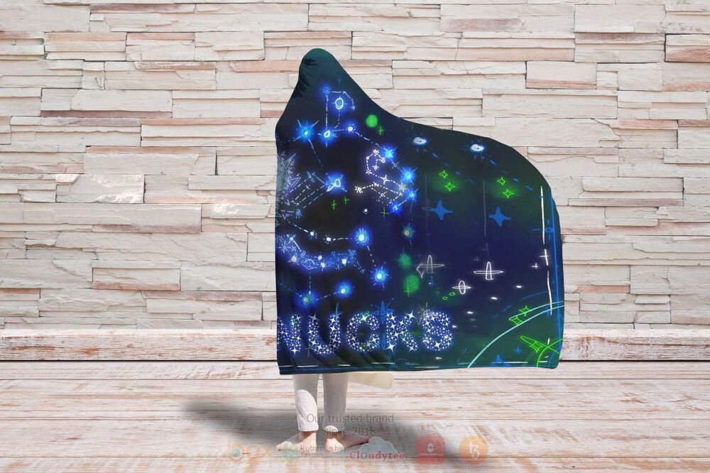 Vancouver Canucks Specialized Hooded Blanket 1