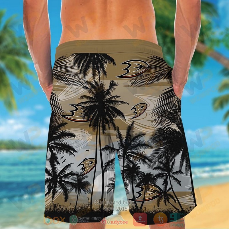 HOT Anaheim Ducks Hawaiian Shirt and shorts 6 Anaheim Ducks Hawaiian Shirt and shorts 1 2 3 4 5