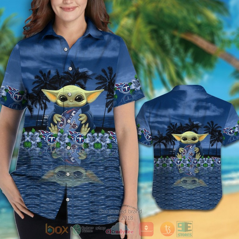 HOT Baby Yoda hug Tennessee Titans hawaiian shirt and shorts 3 Baby Yoda hug Tennessee Titans hawaiian shirt and shorts 1 2