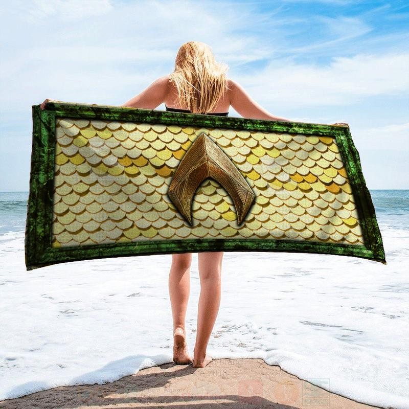 DC Comics Aquaman Premium Microfiber Beach Towel