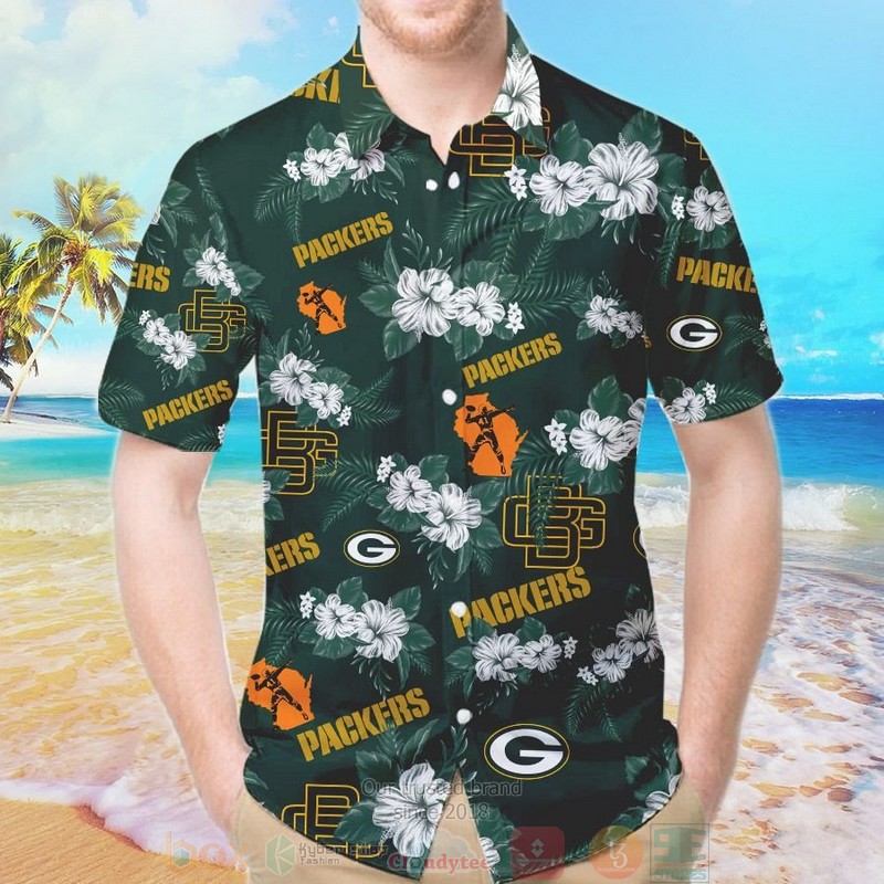 HOT Green Bay Packers Hibiscus hawaiian shirt and shorts 2 Green Bay Packers Hibiscus hawaiian shirt and shorts 1