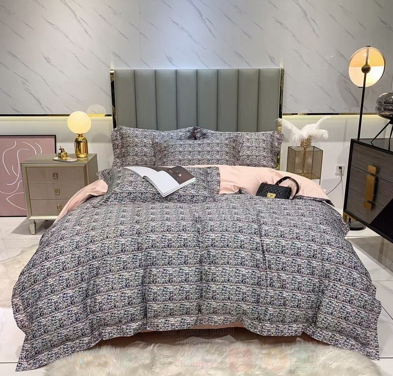 BEST High-End Grey Luxury Bedding Set 1 High End Grey Luxury Brand Bedding Set