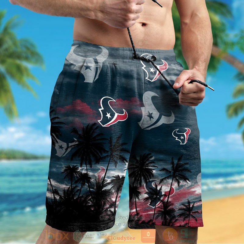 HOT Houston Texans black palm tree hawaiian shirt and shorts 5 Houston Texans black palm tree hawaiian shirt and shorts 1 2 3 4