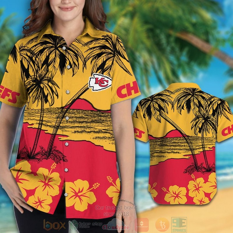 HOT Kansas City Chiefs Hibiscus yellow hawaiian shirt and shorts 3 Kansas City Chiefs Hibiscus yellow hawaiian shirt and shorts 1 2