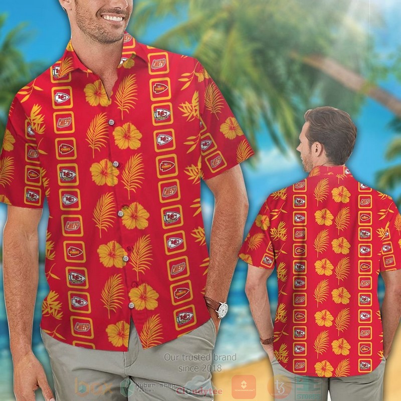 HOT Kansas City Chiefs logo yellow Hibiscus red hawaiian shirt and shorts 2 Kansas City Chiefs logo yellow Hibiscus red hawaiian shirt and shorts 1