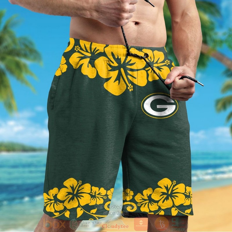 Mickey Mouse Green Bay Packers hawaiian shirt and shorts 1 2 3 4