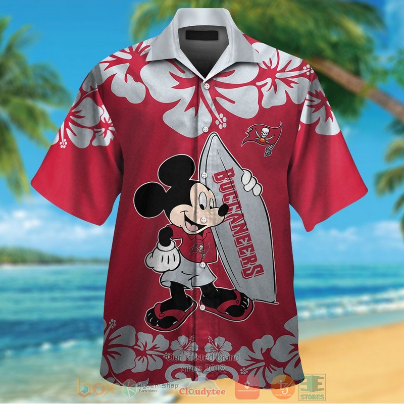 HOT Mickey Mouse Tampa Bay Buccaneers hawaiian shirt and shorts 1 Mickey Mouse Tampa Bay Buccaneers hawaiian shirt and shorts