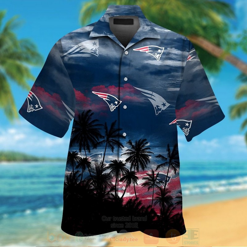 BEST NFL New England Patriots Navy-Black Coconut Tree Hawaii Shirt, Short 13 NFL New England Patriots Navy Black Coconut Tree Hawaiian Shirt Short