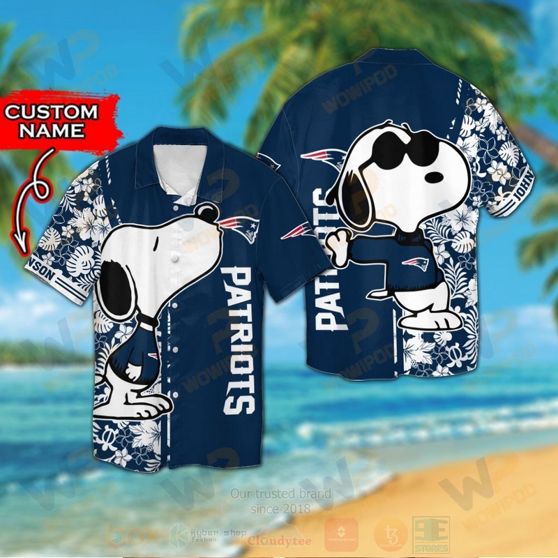 BEST NFL New England Patriots and Snoopy Custom Name Hawaii Shirt, Short 13 NFL New England Patriots and Snoopy Custom Name Hawaiian Shirt Short