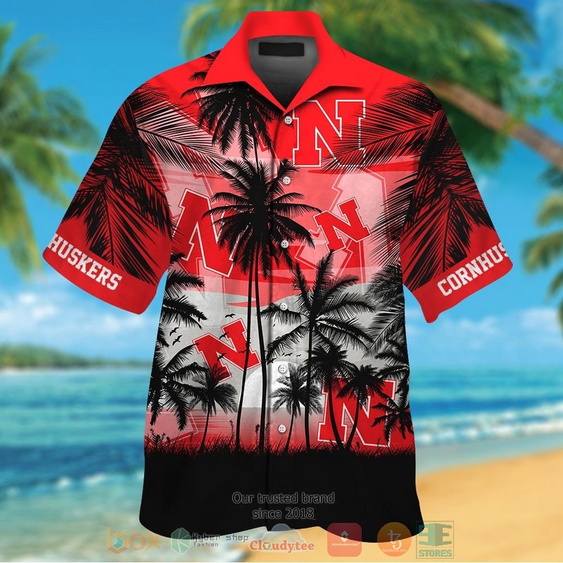 HOT Nebraska Cornhuskers Tropical Hawaiian Shirt and shorts 1 Nebraska Cornhuskers Tropical Hawaiian Shirt and shorts