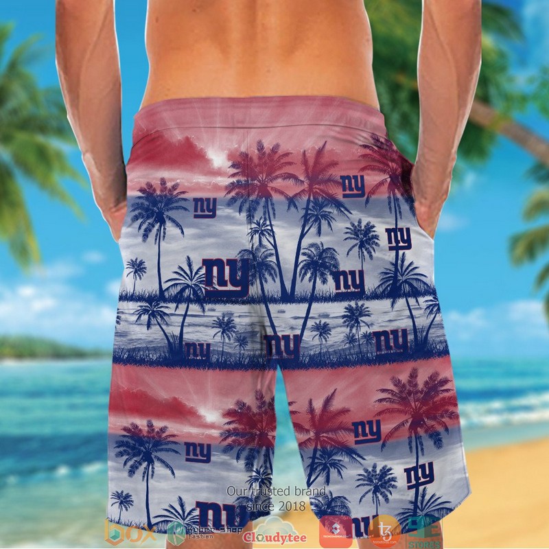 New York Giants Coconut Island White red Hawaiian Shirt, short 6 New York Giants Coconut Island White red Hawaiian Shirt short 1 2 3 4 5