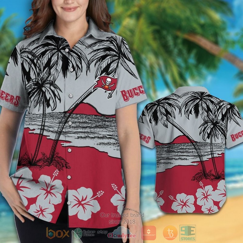 HOT Tampa Bay Buccaneers Hibiscus grey hawaiian shirt and shorts 3 Tampa Bay Buccaneers Hibiscus grey hawaiian shirt and shorts 1 2