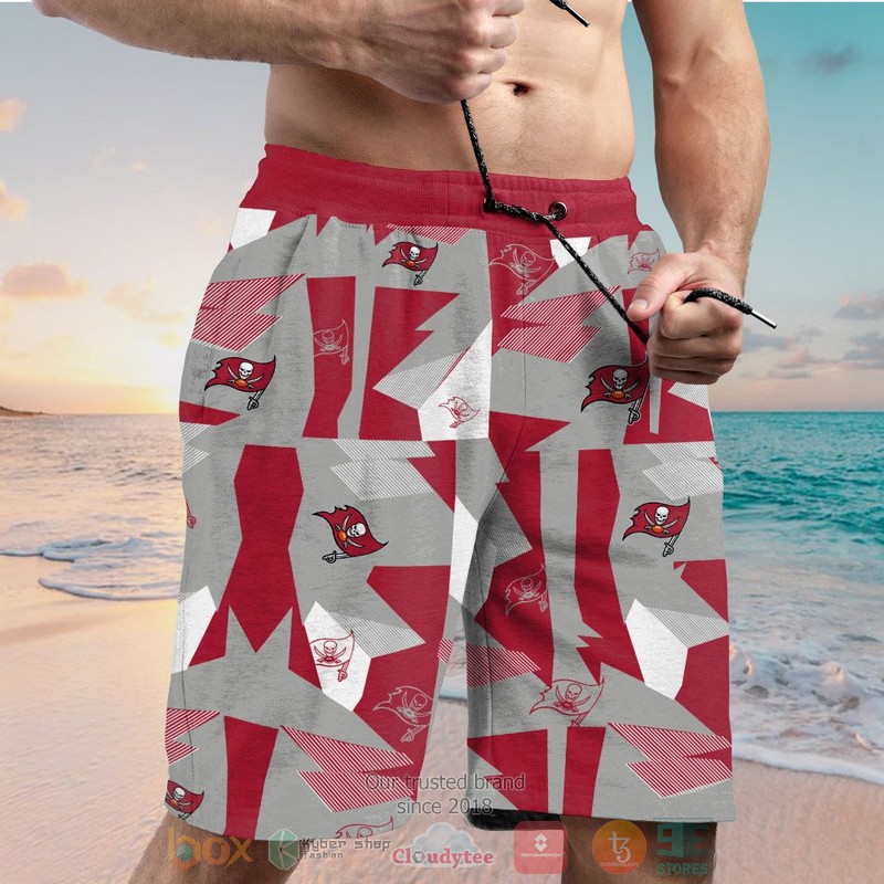 Tampa Bay Buccaneers grey red hawaiian shirt and shorts 1 2 3 4