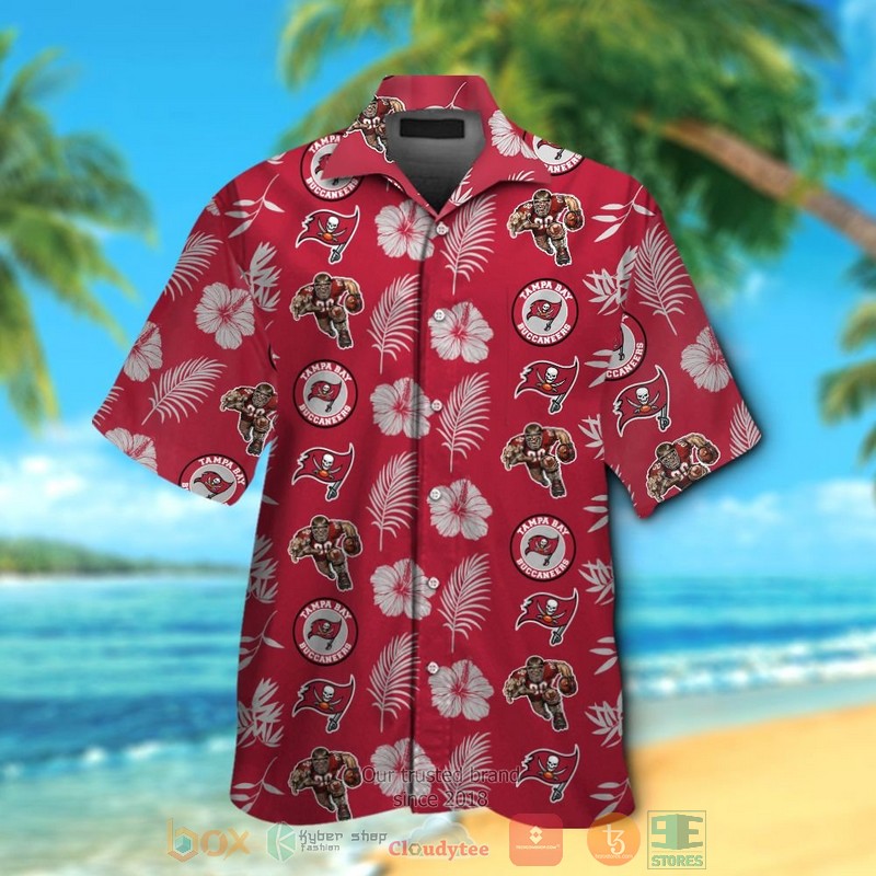 Tampa Bay Buccaneers logo Hibiscus grey red hawaii shirt shorts