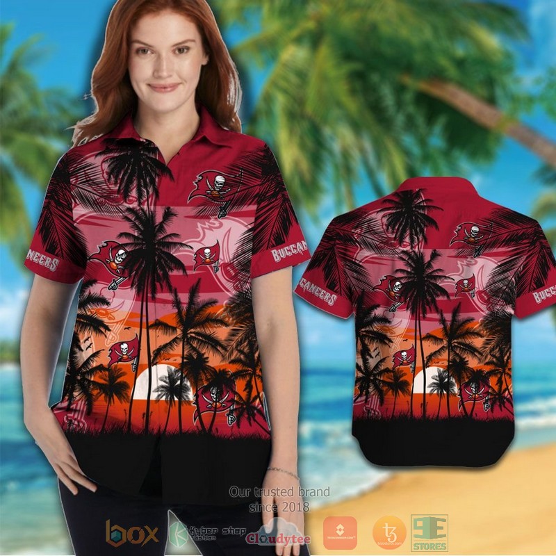 HOT Tampa Bay Buccaneers palm tree red black hawaii shirt, shorts 3 Tampa Bay Buccaneers palm tree red black hawaii shirt shorts 1 2