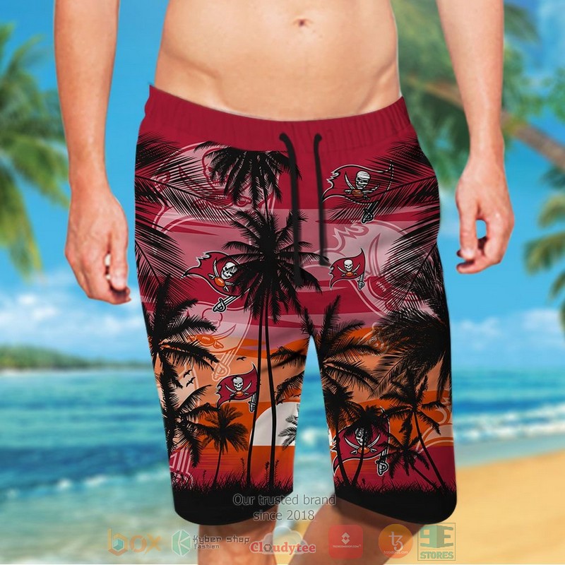 HOT Tampa Bay Buccaneers palm tree red black hawaii shirt, shorts 5 Tampa Bay Buccaneers palm tree red black hawaii shirt shorts 1 2 3 4