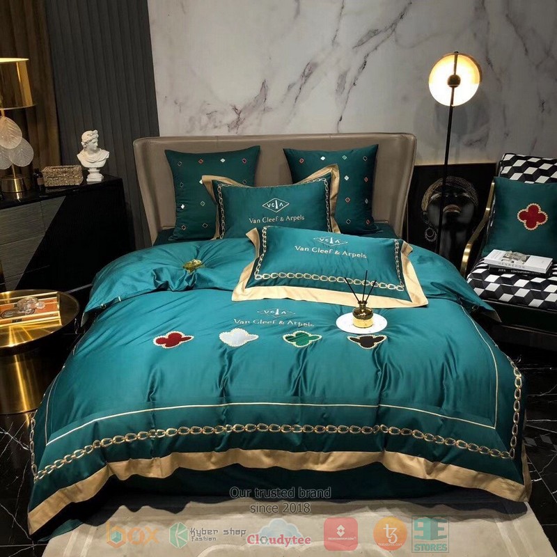 Van Cleef Arpels quilt bedding set