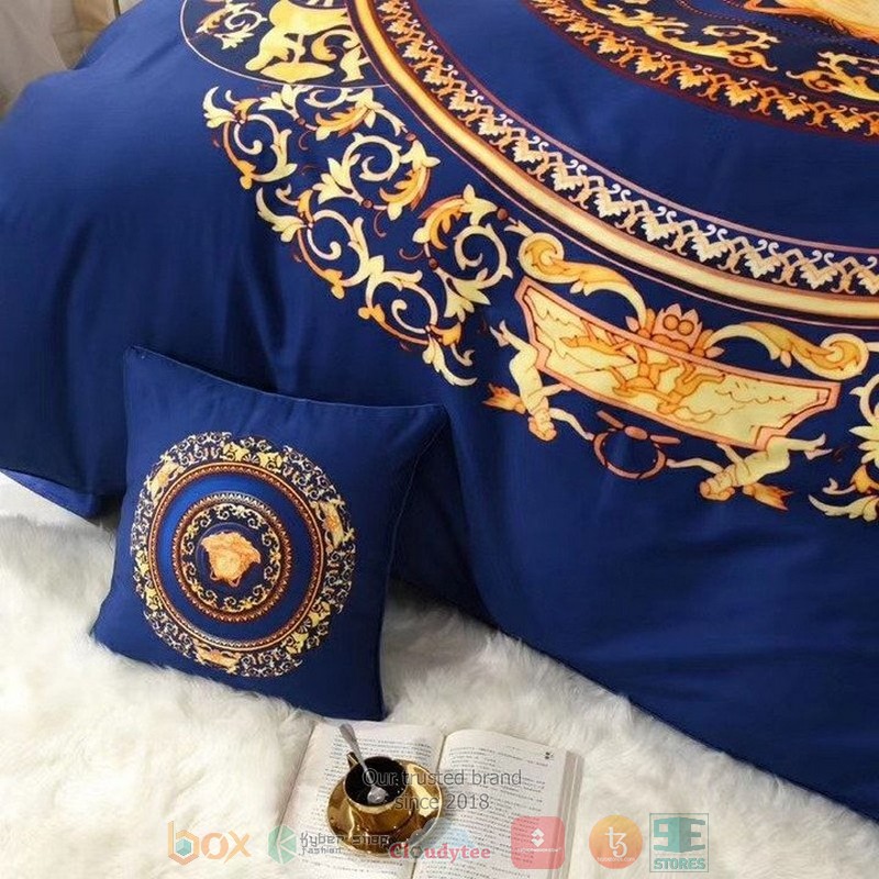 BEST Versace Logo blue quilt bedroom sets 2 Versace Logo blue quilt bedding set 1