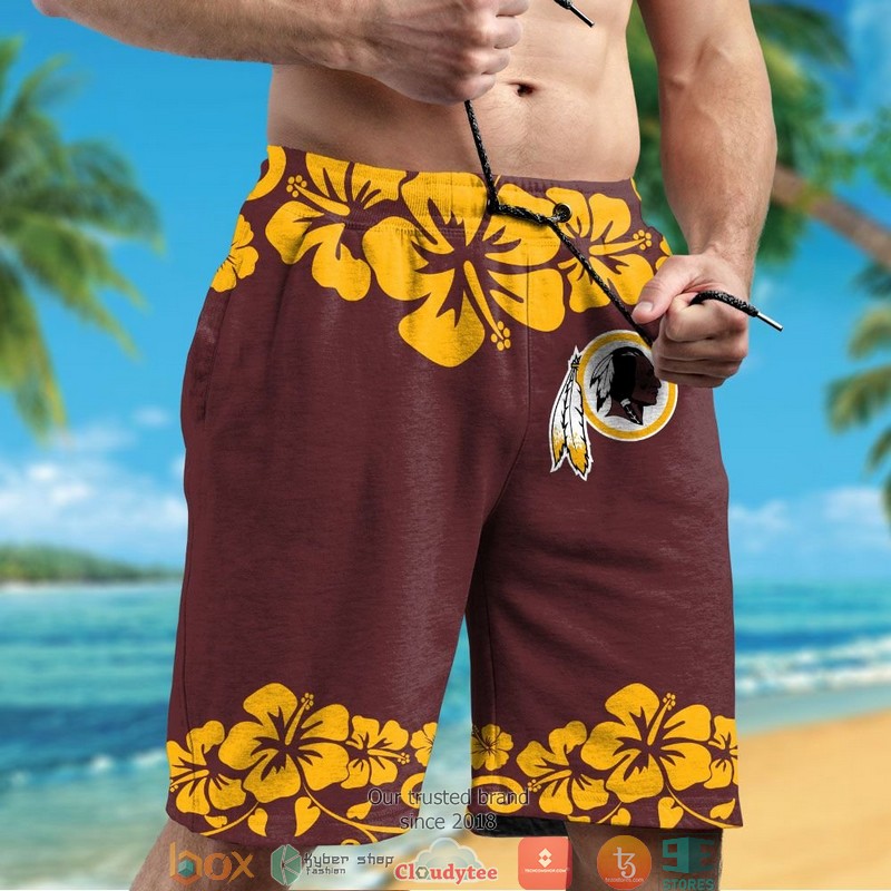 Washington Redskins Yellow Hibiscus Baby Yoda Hawaiian Shirt short 1 2 3 4