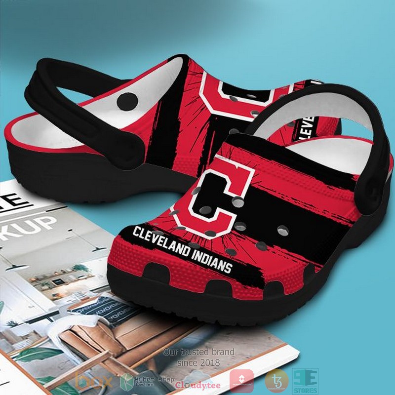 Personalized MLB Cleveland Indians Crocs Crocband Clog 3 Personalized MLB Cleveland Indians Crocs Crocband Clog 1 2