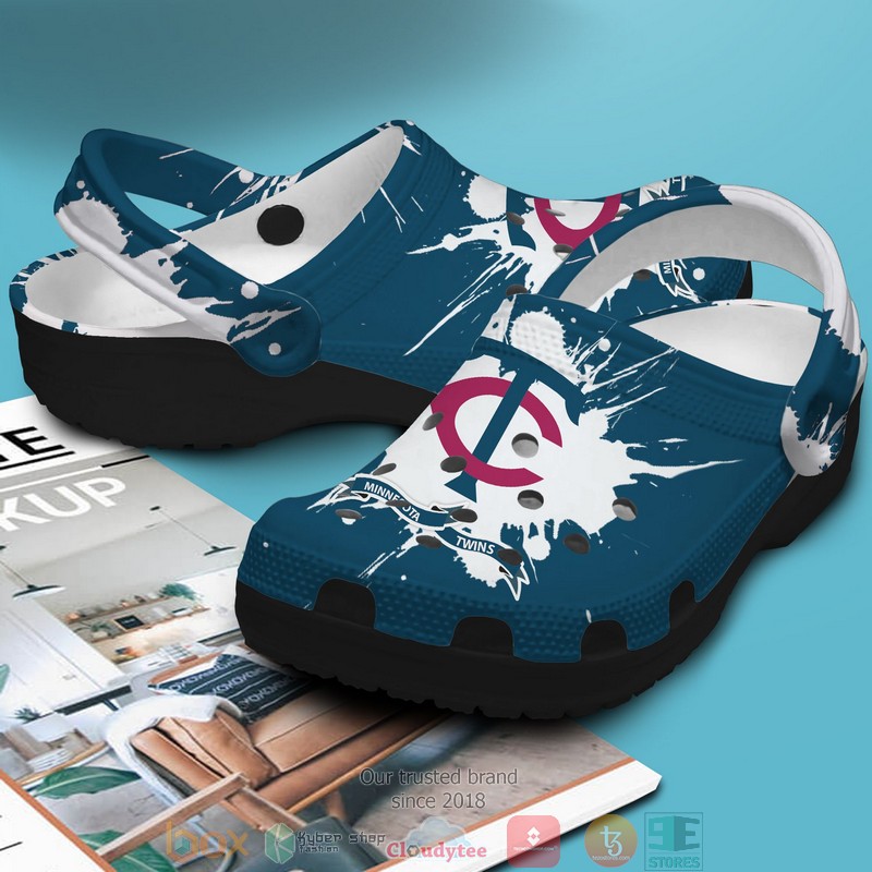 Personalized MLB Minnesota Twins Crocs Crocband Clog 3 Personalized MLB Minnesota Twins Crocs Crocband Clog 1 2