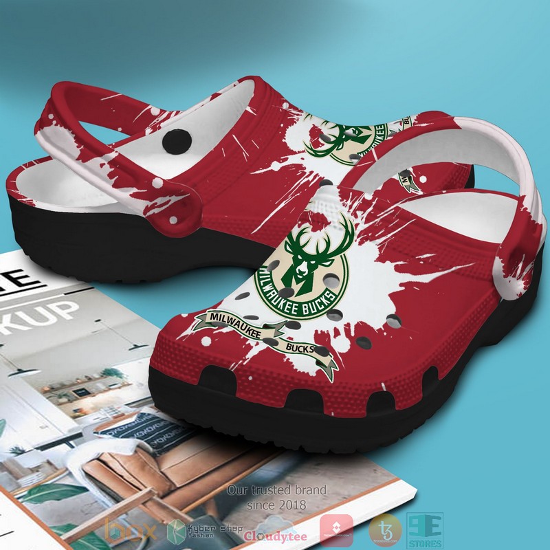 Personalized NBA Milwaukee Bucks Red Crocs Crocband Clog 3 Personalized NBA Milwaukee Bucks Red Crocs Crocband Clog 1 2