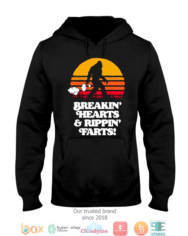 Sasquatch Breakin Hearts And Rippin Farts Bigfoot Sun Shirt Hoodie