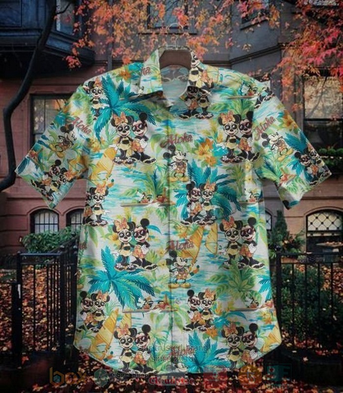 Mickey Mouse and Minnie Mouse Short Sleeve Hawaiian Shirt