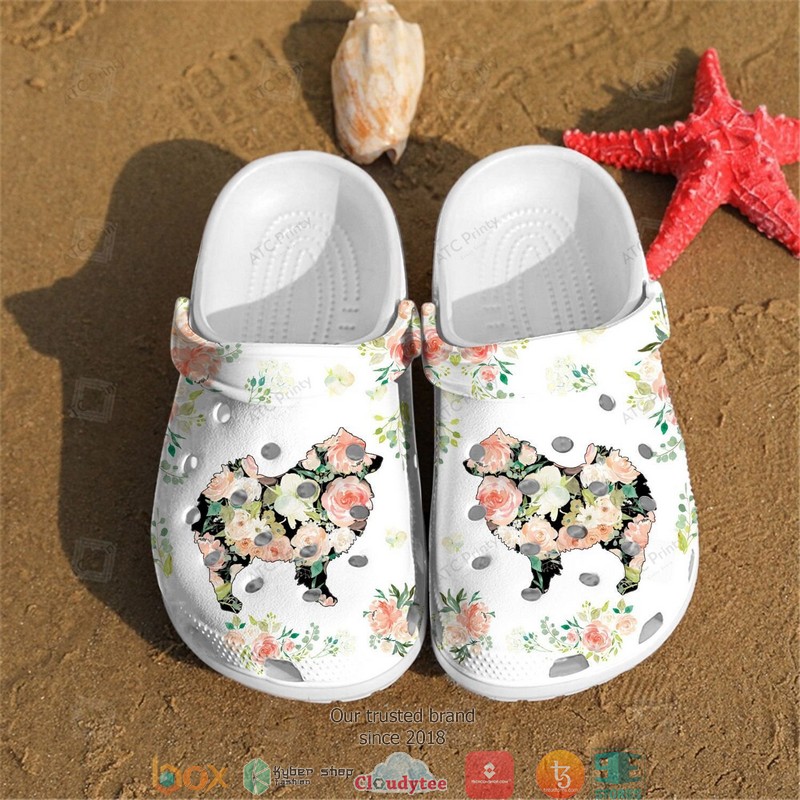 Pug body Flower Crocband Clogs 2 Pug body Flower Crocband Clogs