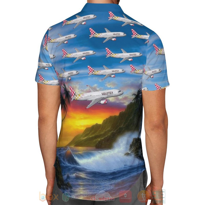 BEST Volotea Airbus A320-200 Blue 3D Aloha Shirt 3 Volotea Airbus A320 200 Blue Hawaiian Shirt 1 2