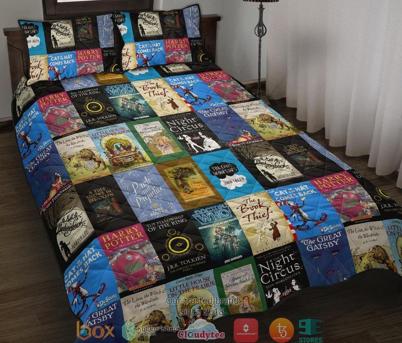 Book Covers Quilt Bedding Set word3