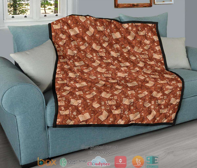 Brown Bookish Pattern Quilt word1